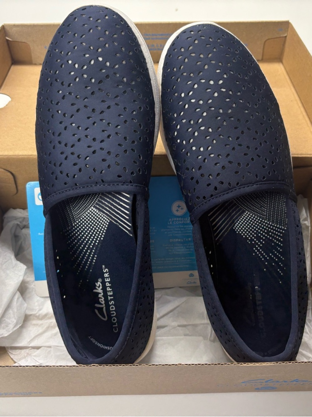 Clarks Breeze Emily Slip-Ons in Navy/Marine